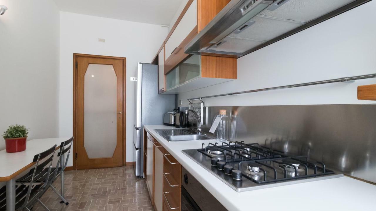 Italianway - Montecatini 15 Appartement Milaan Buitenkant foto